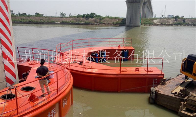 鋼覆防撞設(shè)施安裝現(xiàn)場